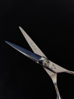 TIJERA XARIS 5,5" - ACERO 440 C - Imagen 2